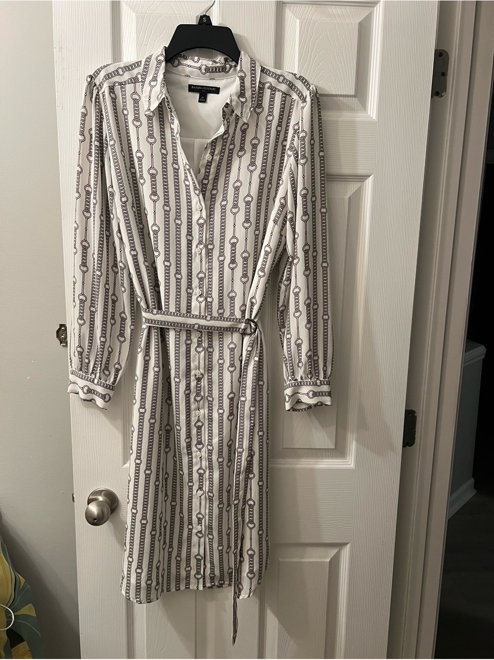Banana Republic White Dress with Gray Chain Print